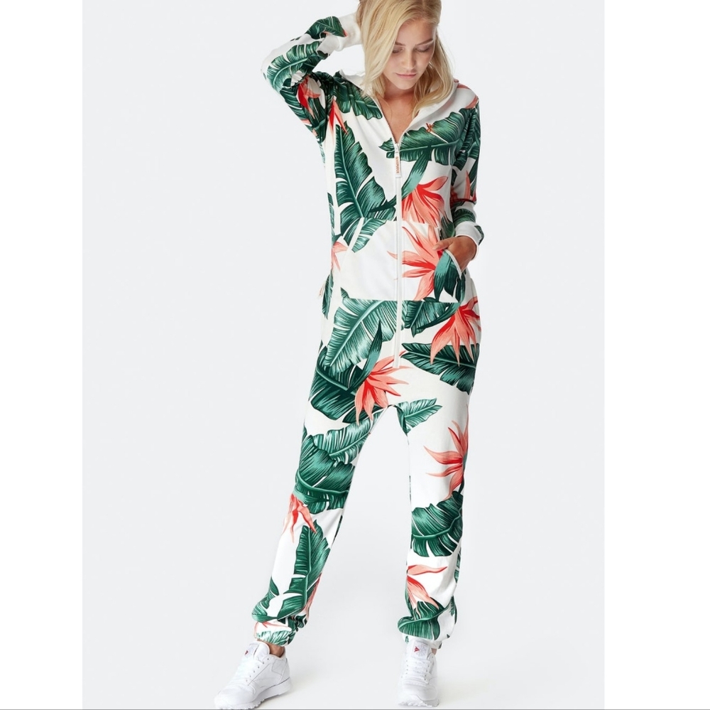 ONEPIECE Beverly Hills Jumpsuit onesie in white and floral NWOT